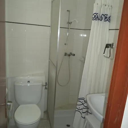 Konukevi Hostal Cruz