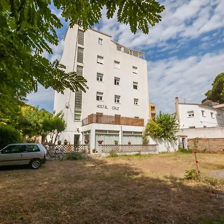 Hostal Cruz Konukevi *