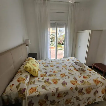 Hostal Cruz * Tossa de Mar