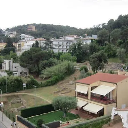 Cruz Hotel Tossa de Mar